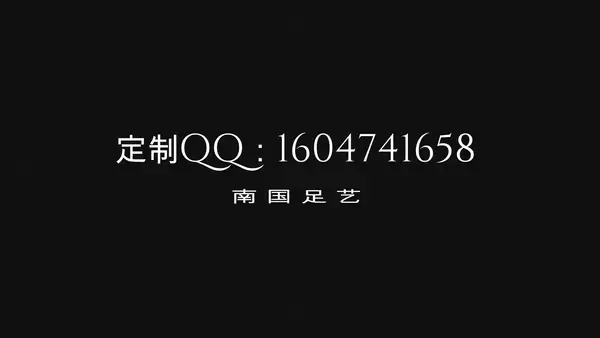 南国足艺视频 NO.035 清纯小雪害羞脱白袜，近距离秀脚 - 南国足艺